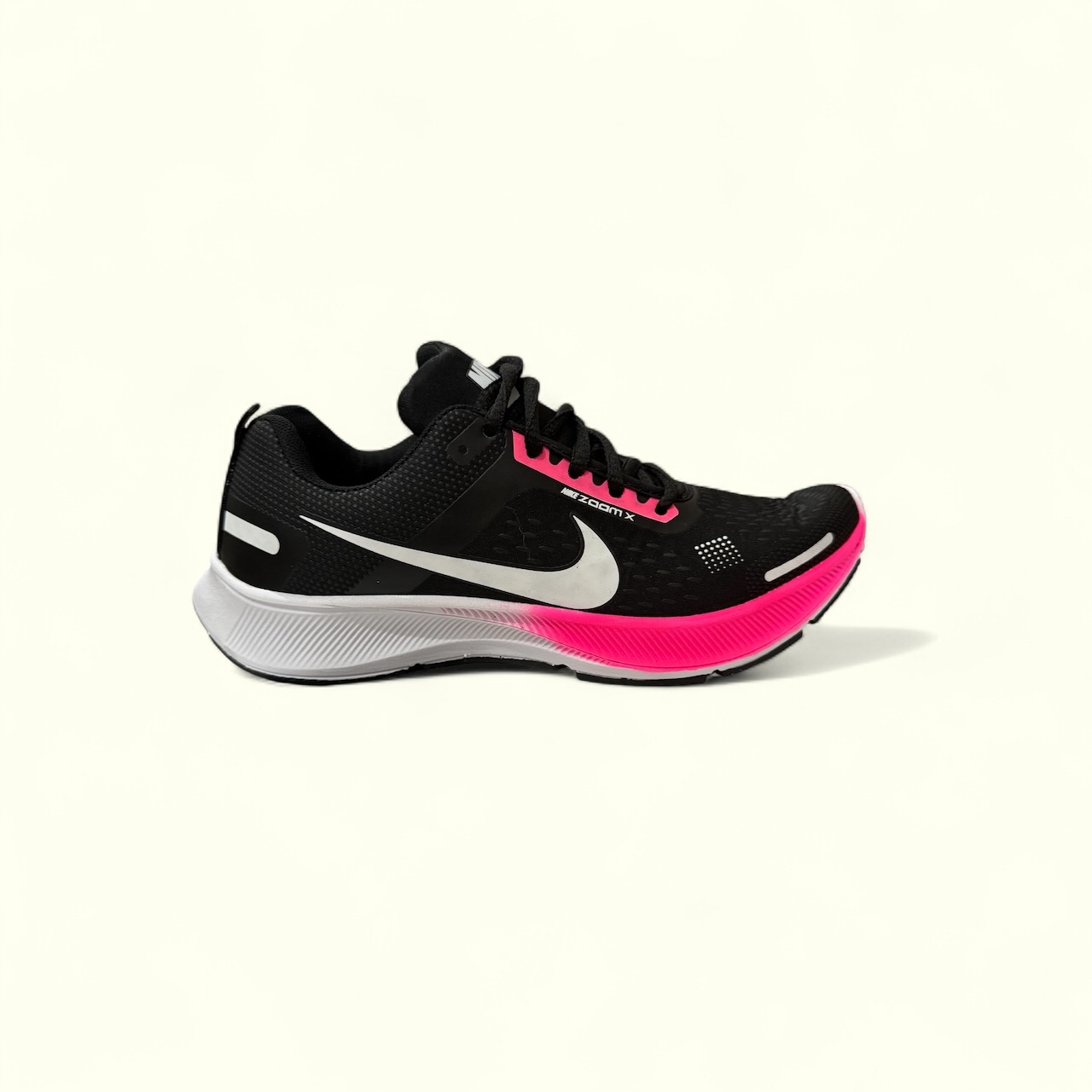 NIKE ZOOM X ( PRETO ROSA)
